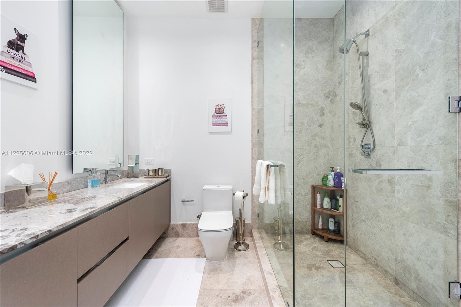 MUSE CONDO - Residential