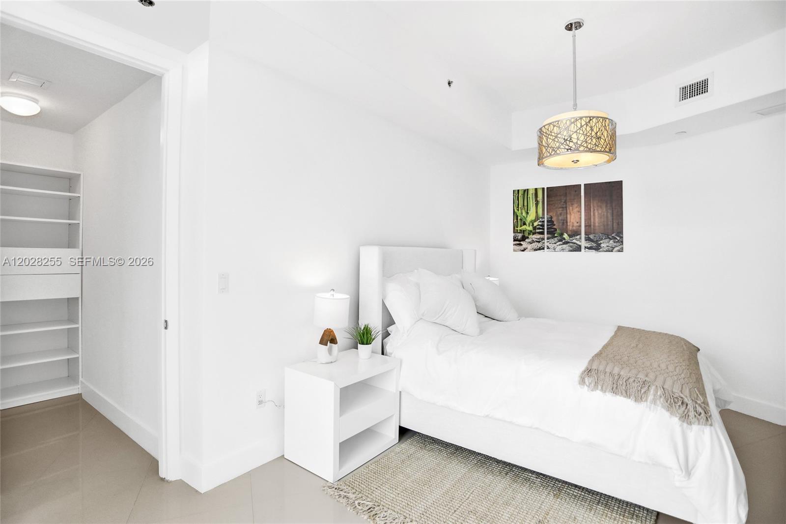 TDR TOWER II CONDO - Residential