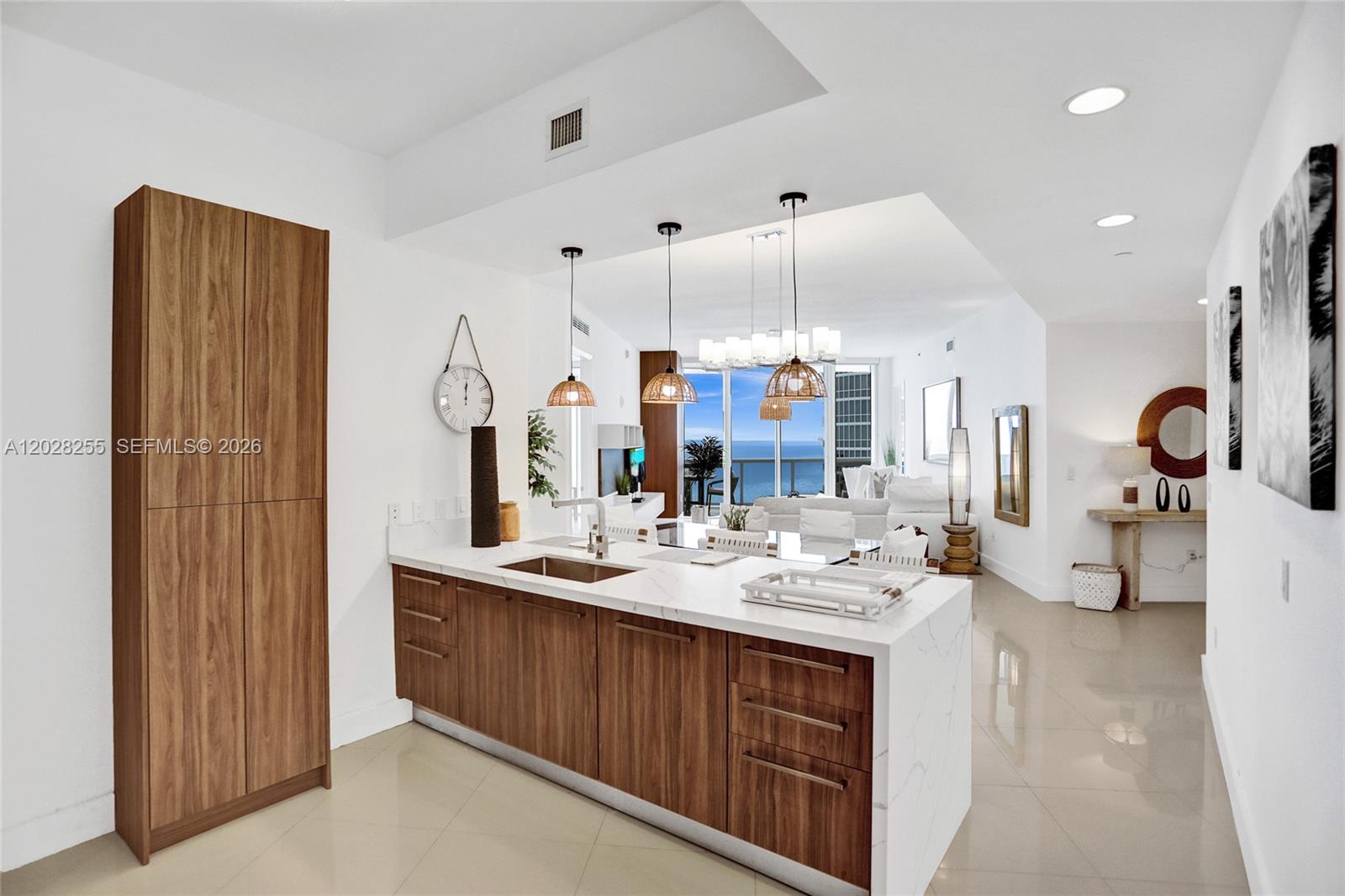 TDR TOWER II CONDO - Residential