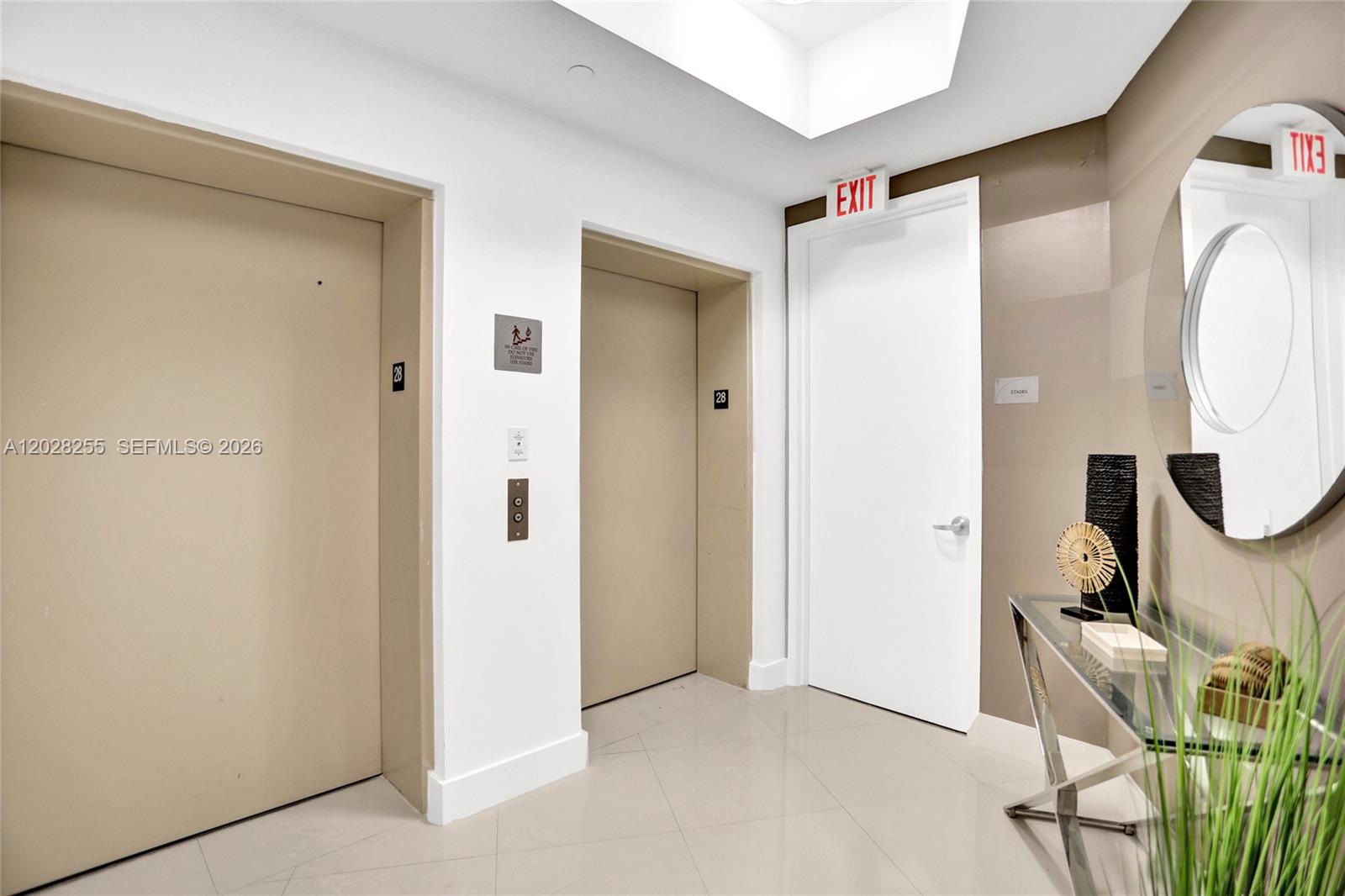 TDR TOWER II CONDO - Residential