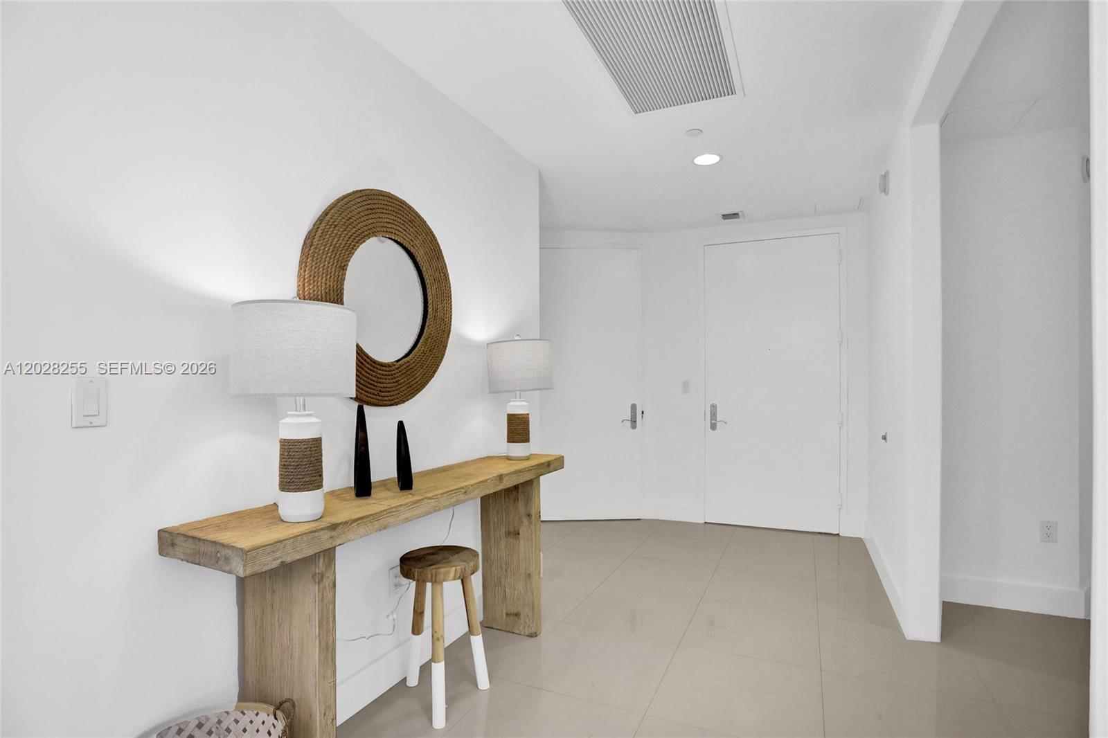 TDR TOWER II CONDO - Residential