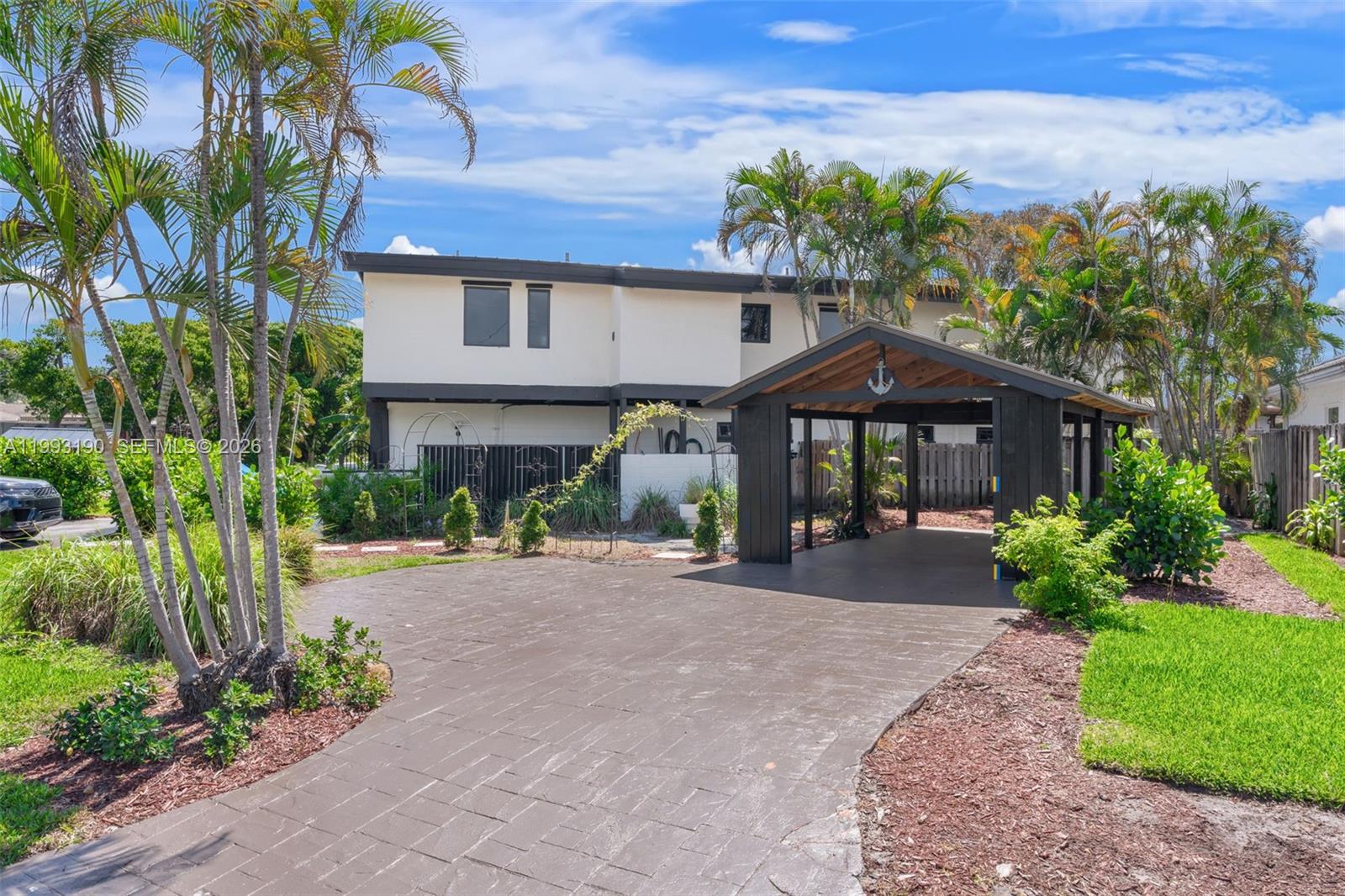 TWIN OAKS - Residential