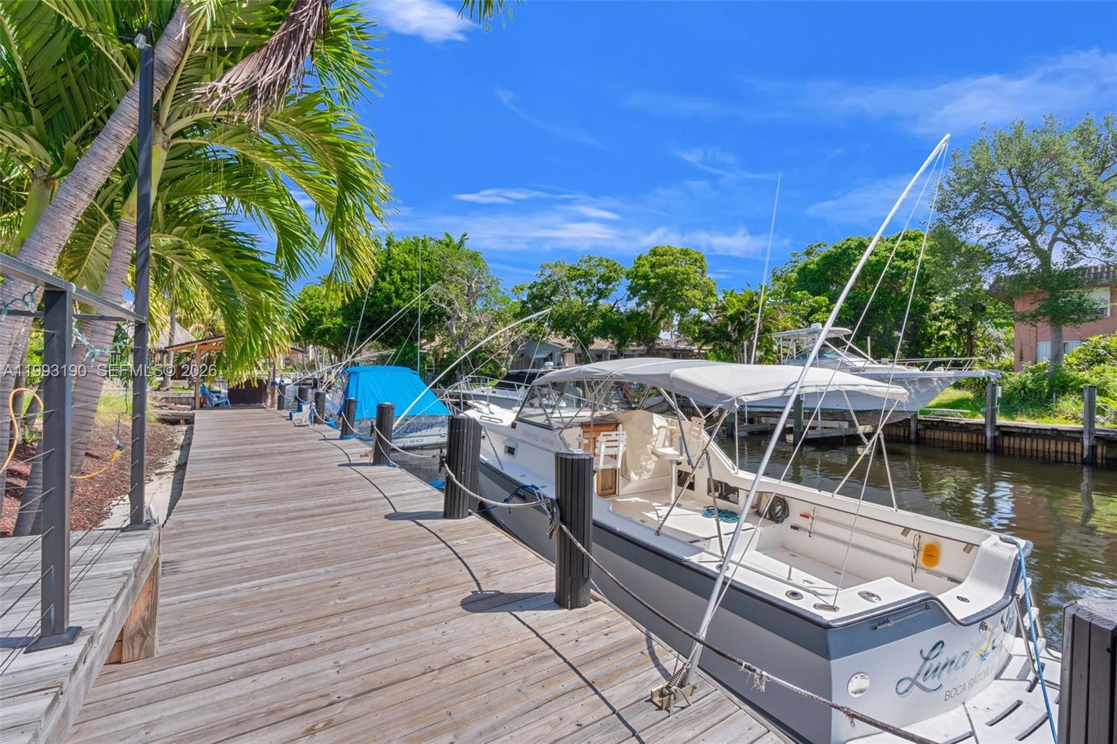 TWIN OAKS - Residential