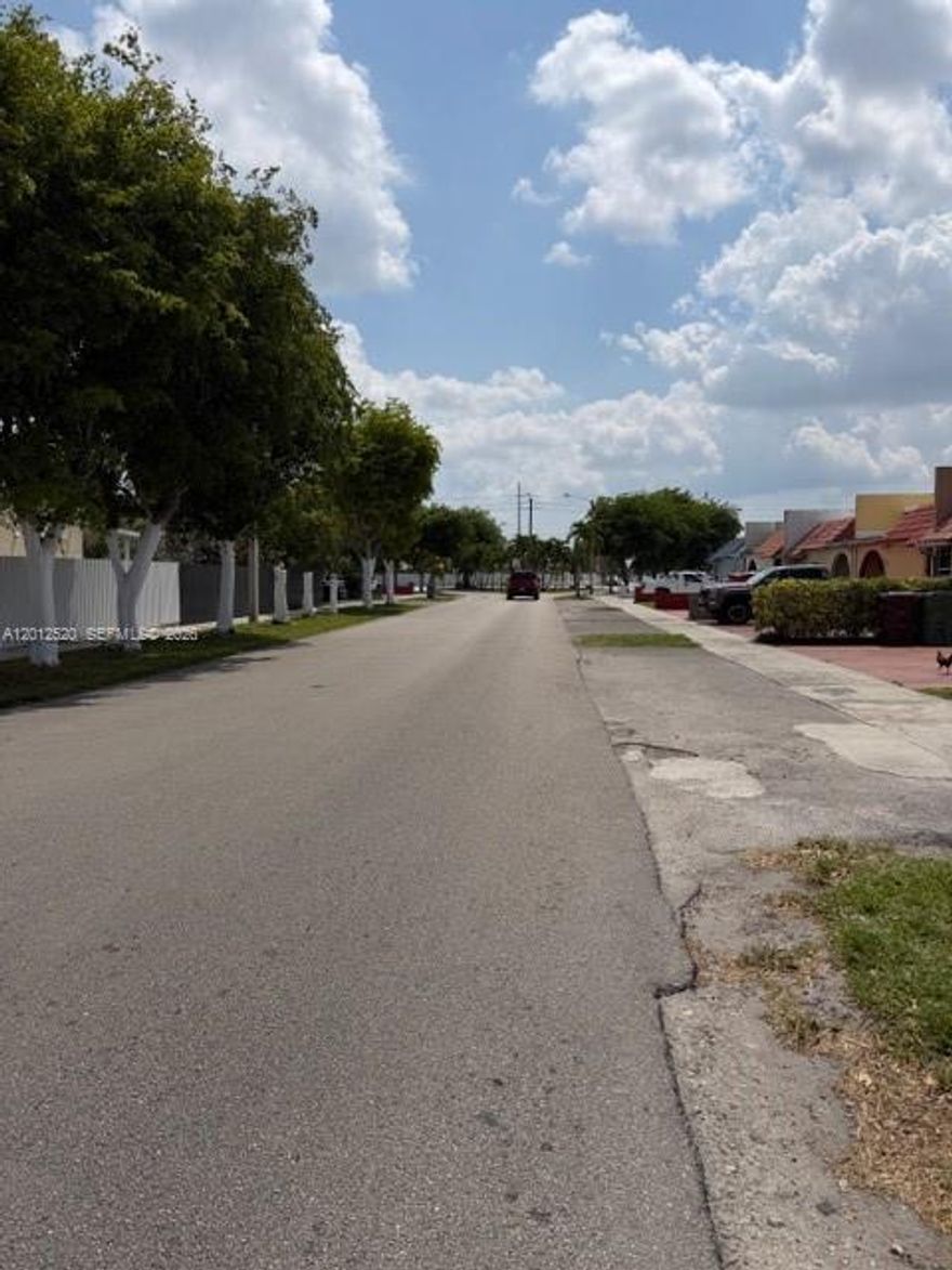 Spacious one-story home in the heart of Hialeah featuring an open layout, tile flooring throughout, and a private patio area. Located in a quiet, well-established community close to major highways, schools, and shopping. The property also offers a fully covered outdoor terrace with a kitchen area and barbecue, perfect for entertaining.