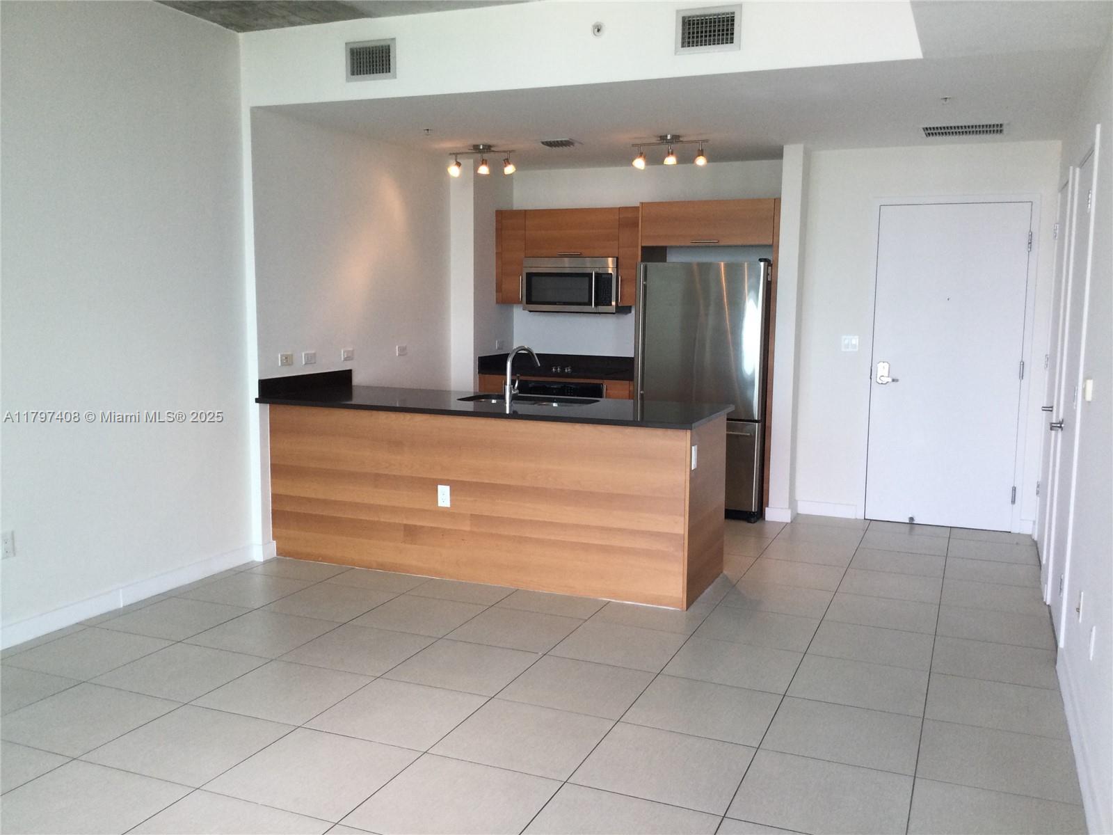 3301 NE 1st Ave H1411