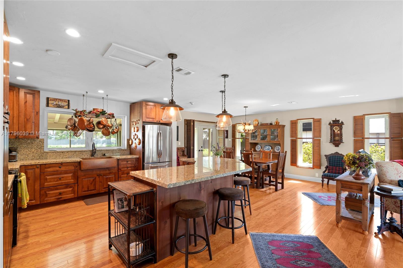 BIG PINE ESTS - Residential