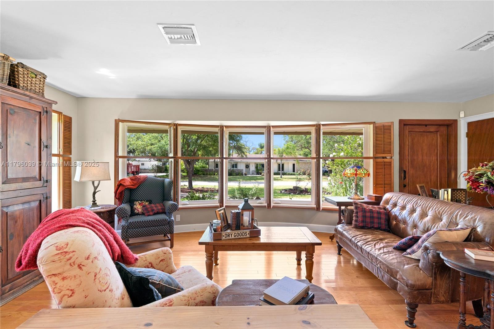 BIG PINE ESTS - Residential