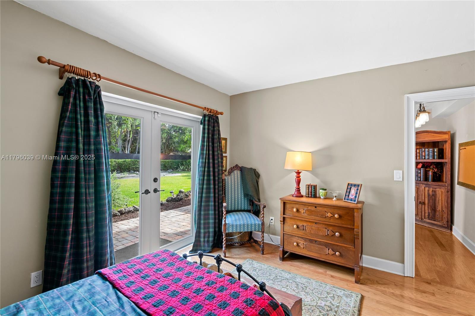 BIG PINE ESTS - Residential
