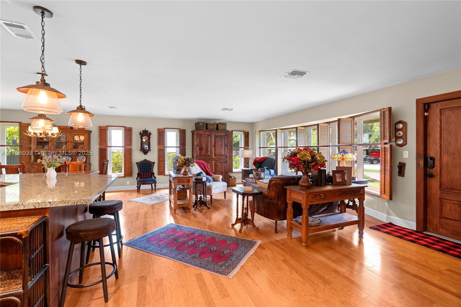 BIG PINE ESTS - Residential