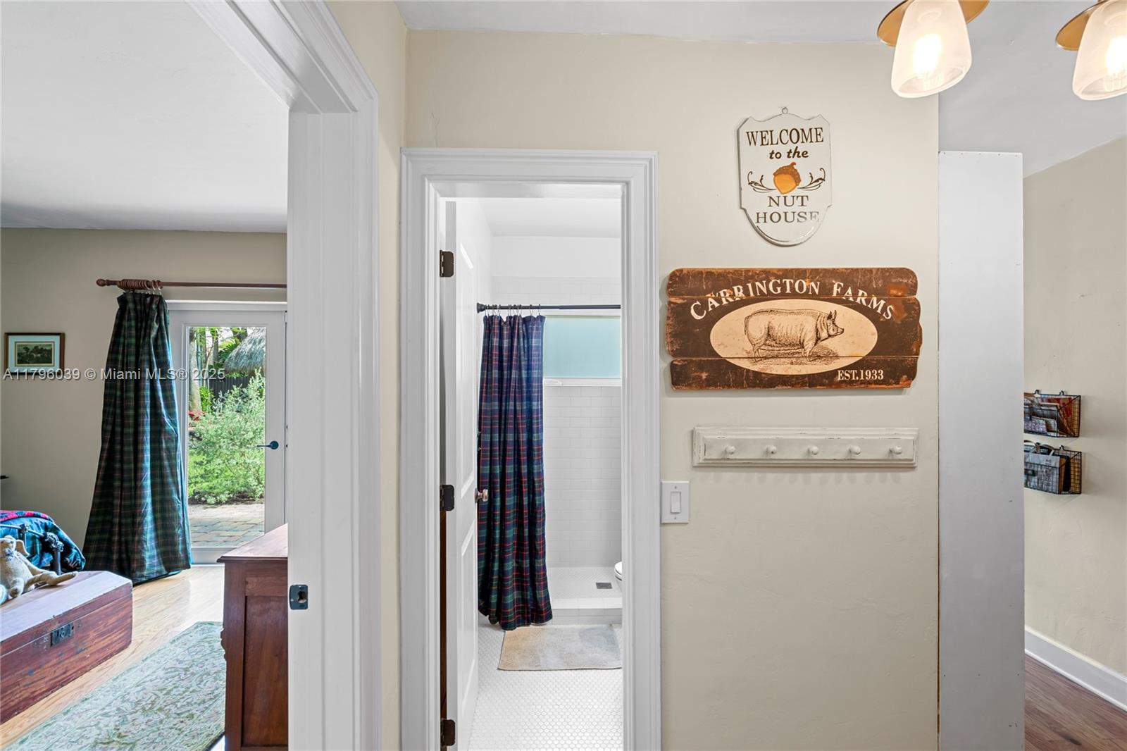 BIG PINE ESTS - Residential