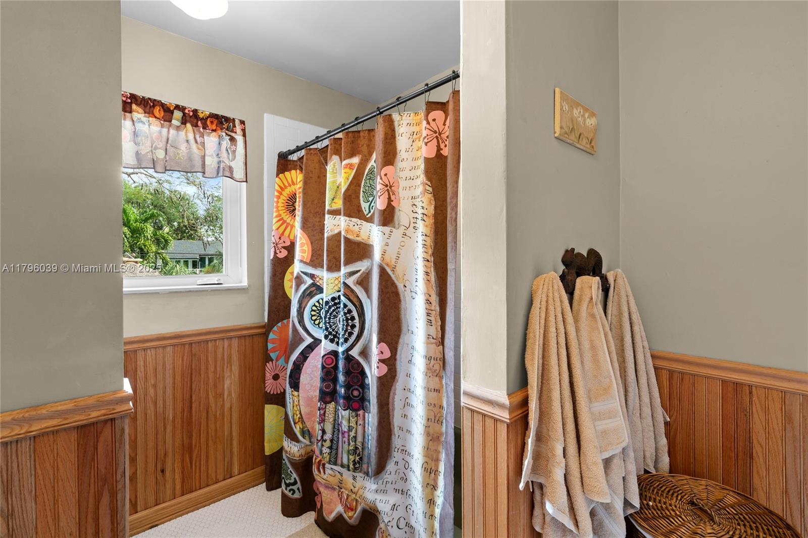 BIG PINE ESTS - Residential