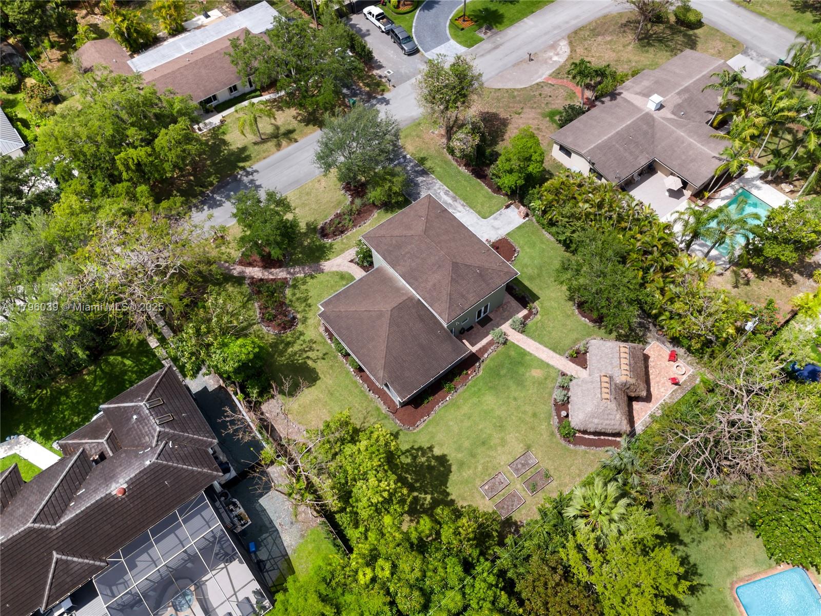 BIG PINE ESTS - Residential
