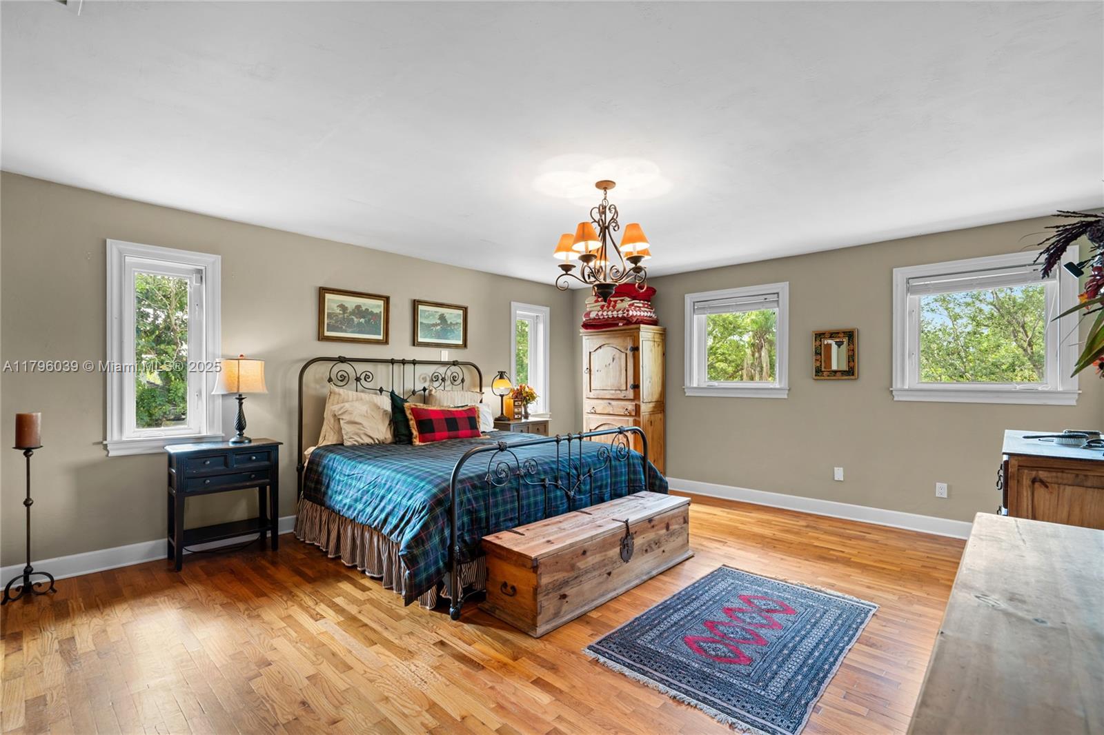 BIG PINE ESTS - Residential