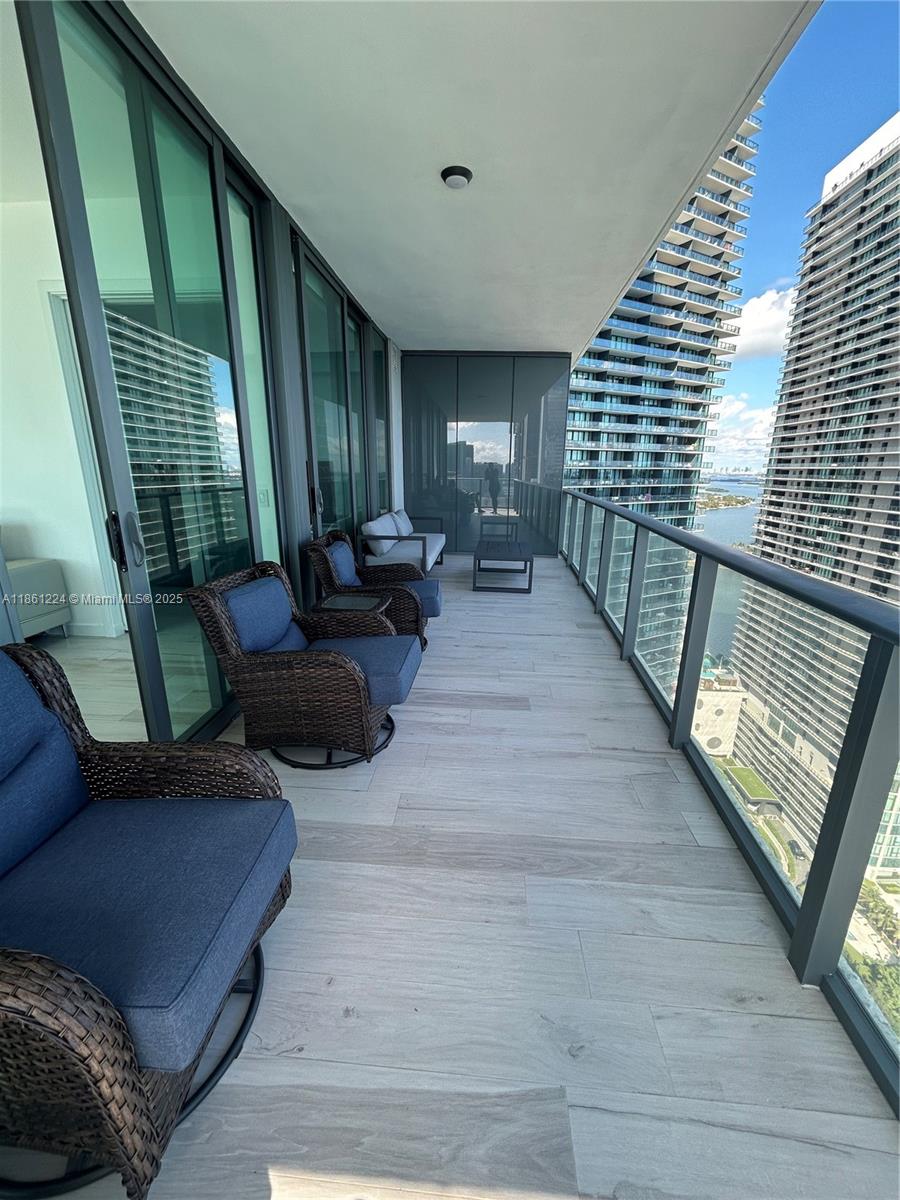 GRAN PARAISO CONDO - Residential Lease