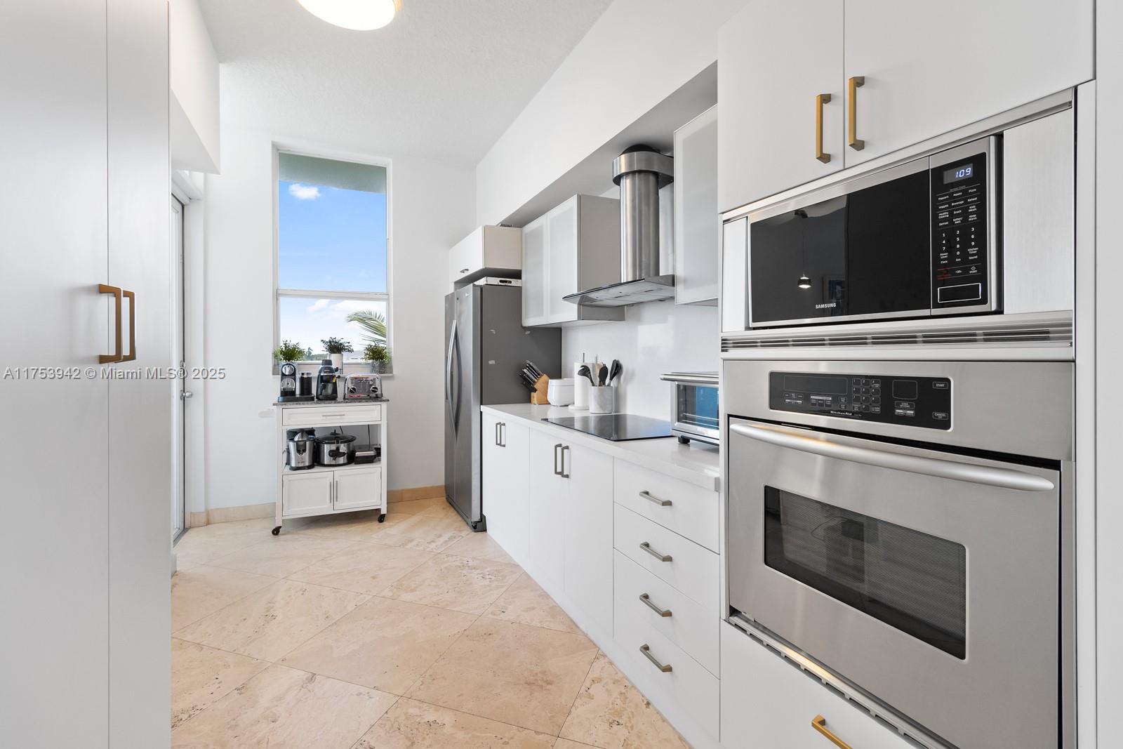 NAUTICA CONDO - Residential
