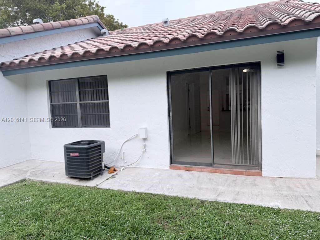 DIPLOMAT GOLF ESTATES ADD - Residential Lease
