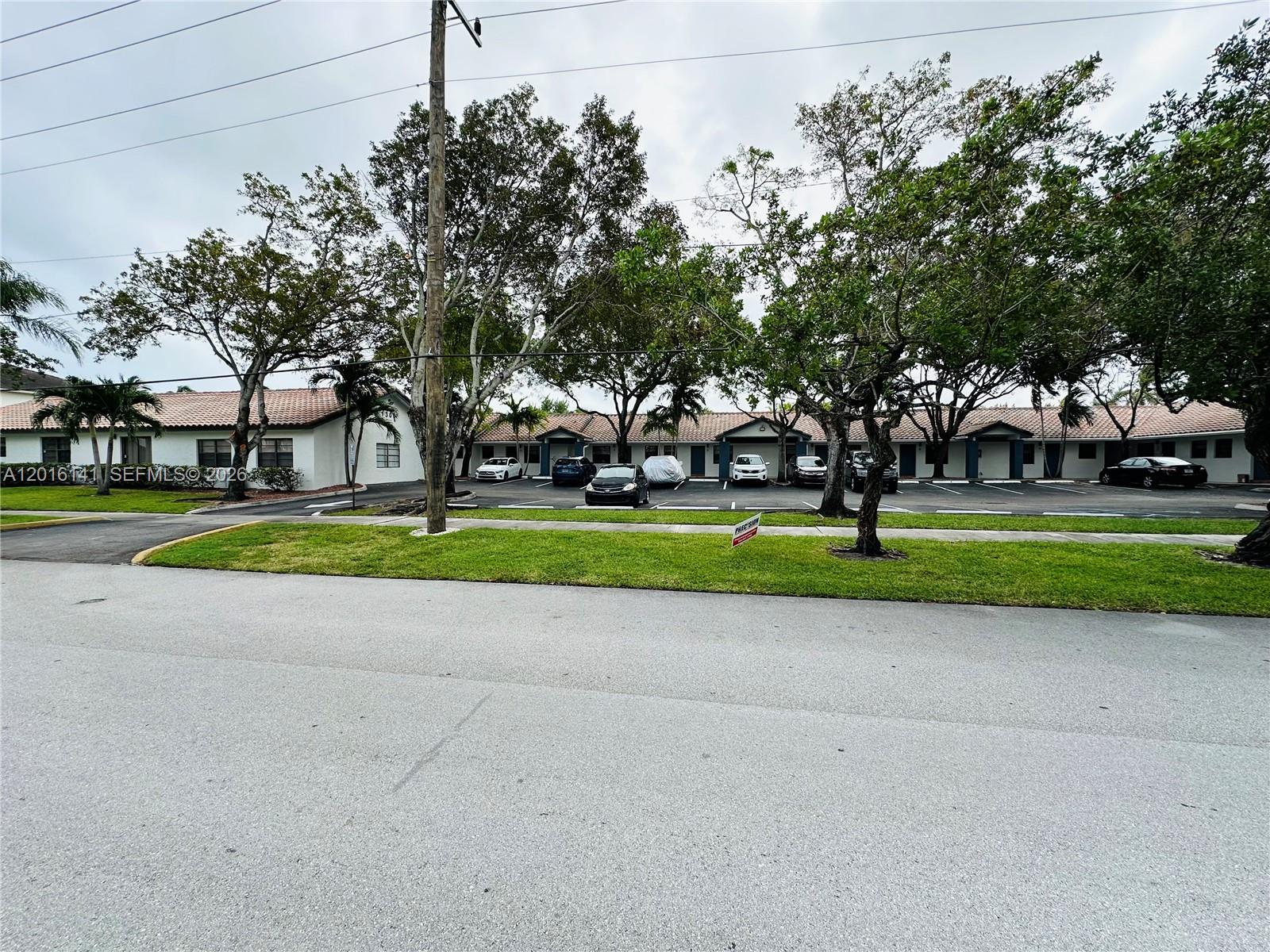 DIPLOMAT GOLF ESTATES ADD - Residential Lease