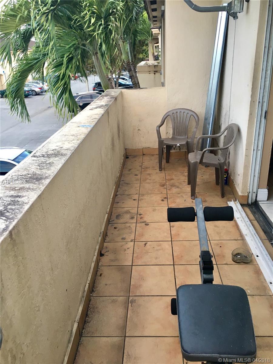 THE VILLAS AT SNAPPER VIL - Residential