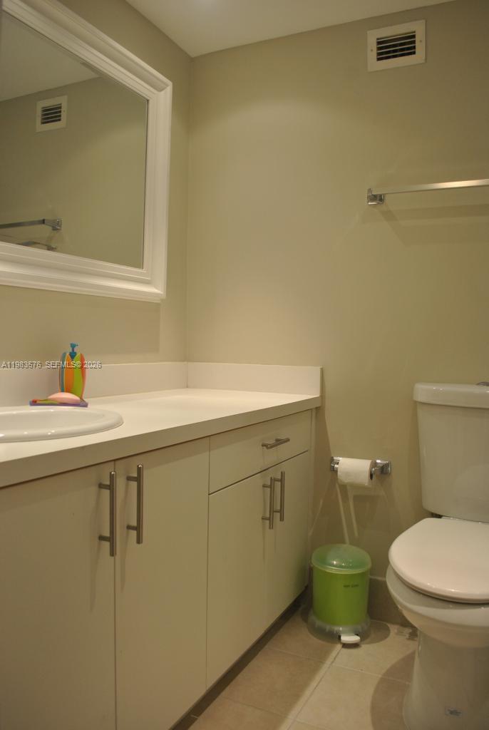 MAISON GRANDE CONDO - Residential Lease