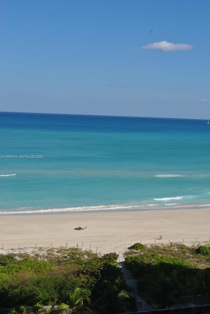 MAISON GRANDE CONDO - Residential Lease