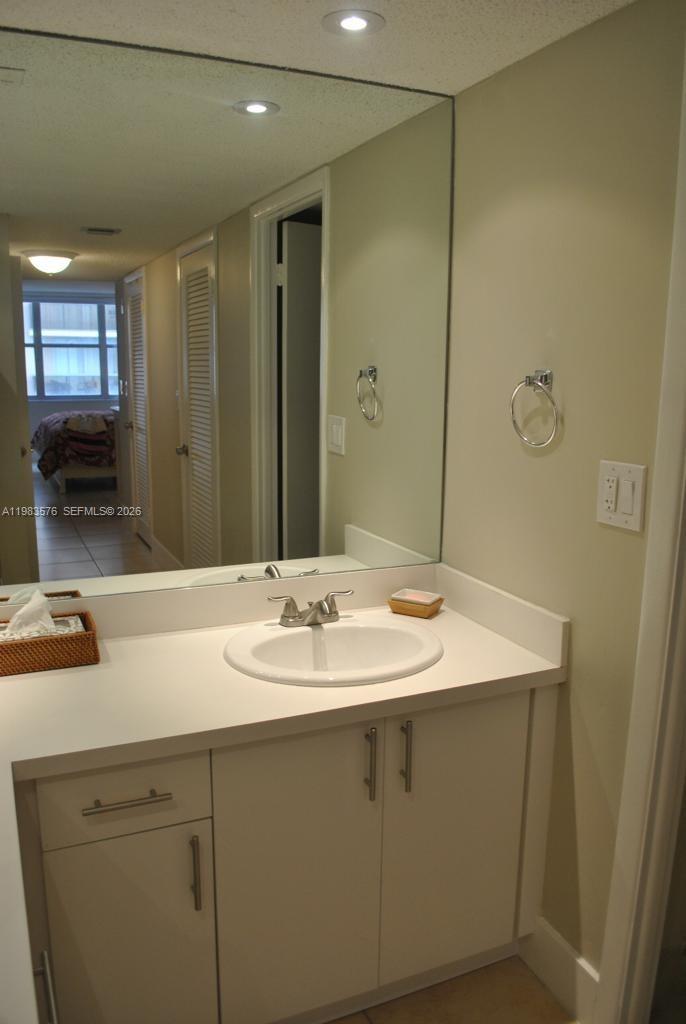 MAISON GRANDE CONDO - Residential Lease