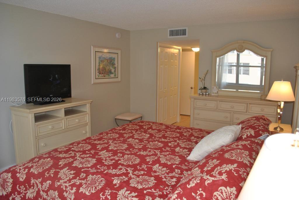 MAISON GRANDE CONDO - Residential Lease