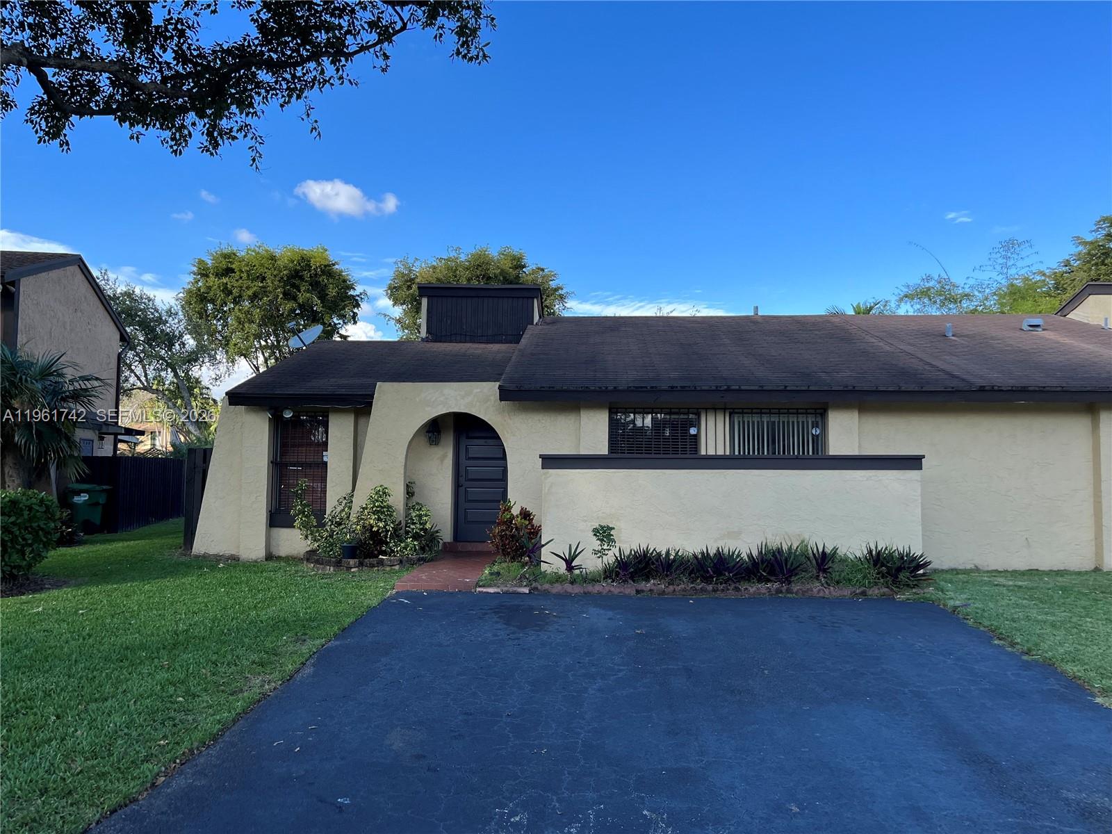 WOODGATE - Residential