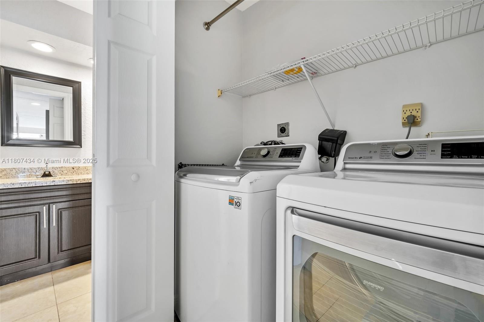 IRONWEDGE SEC II - Residential