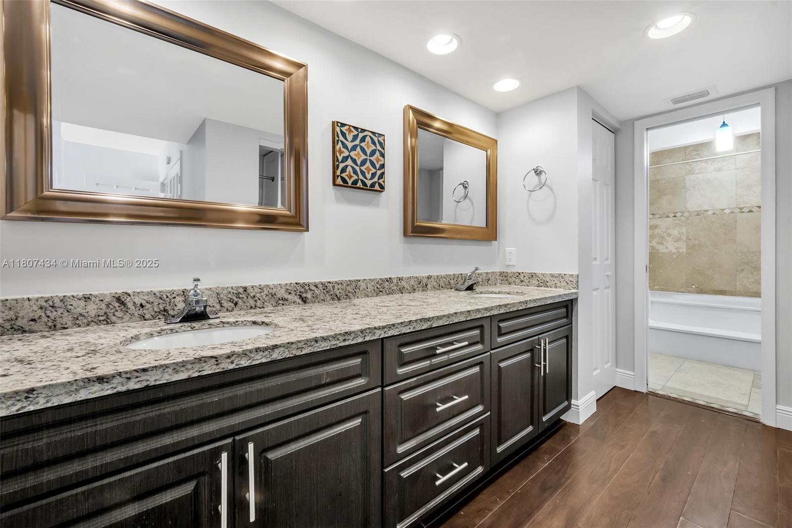 IRONWEDGE SEC II - Residential