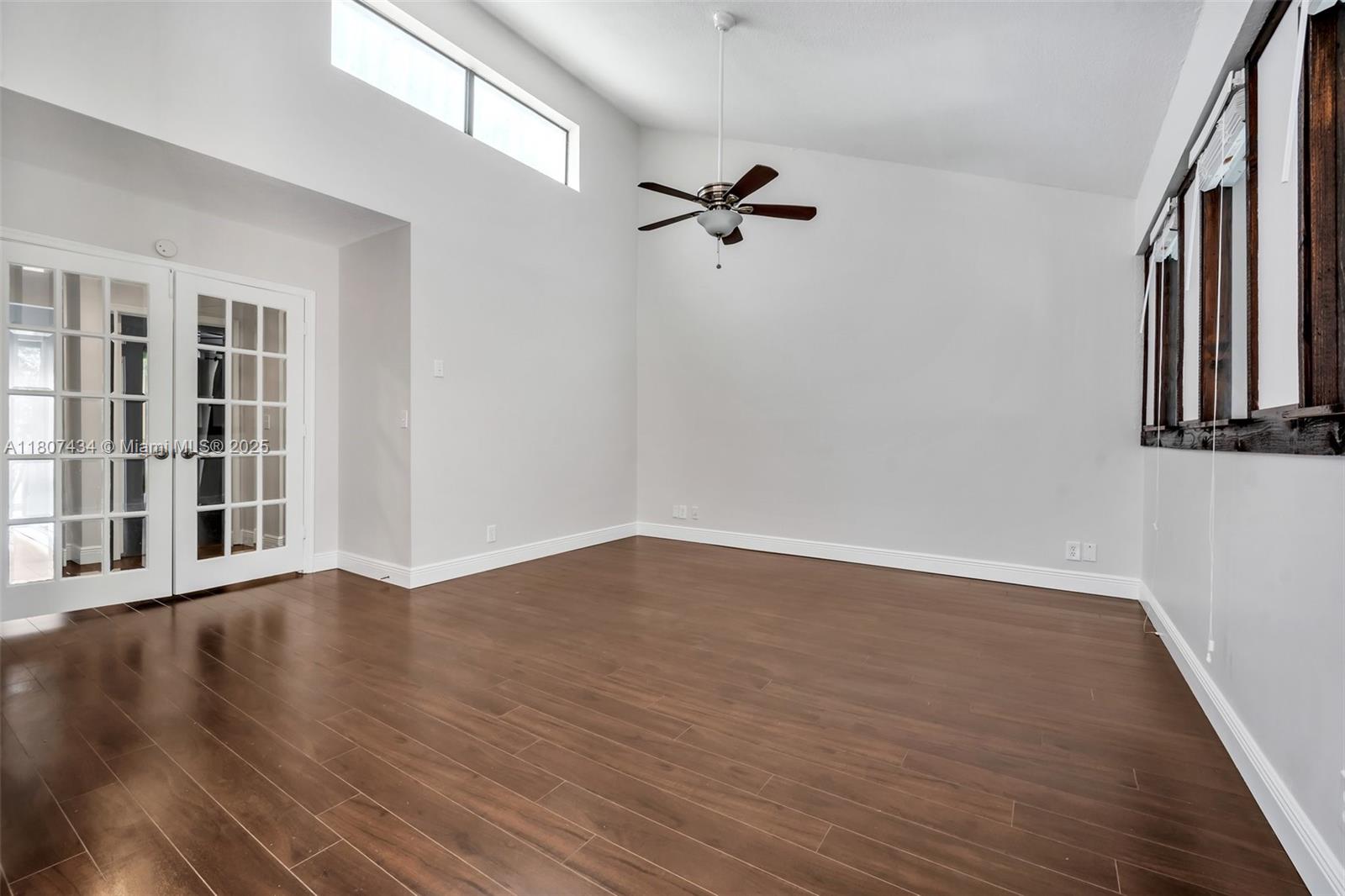 IRONWEDGE SEC II - Residential