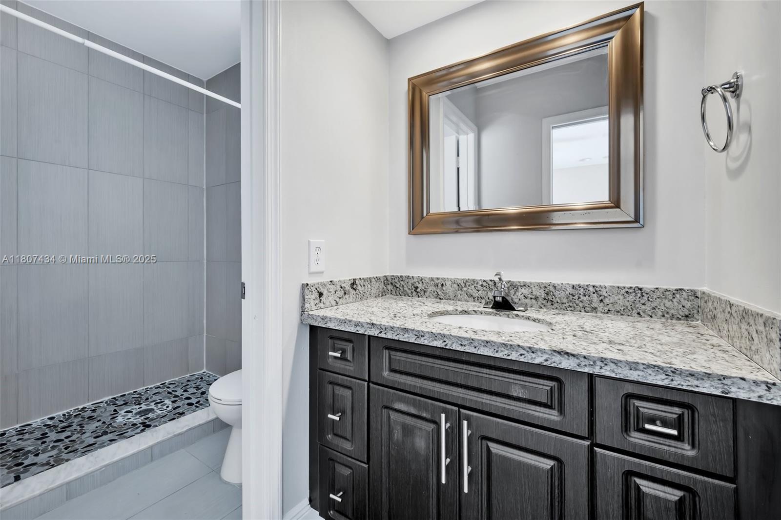 IRONWEDGE SEC II - Residential