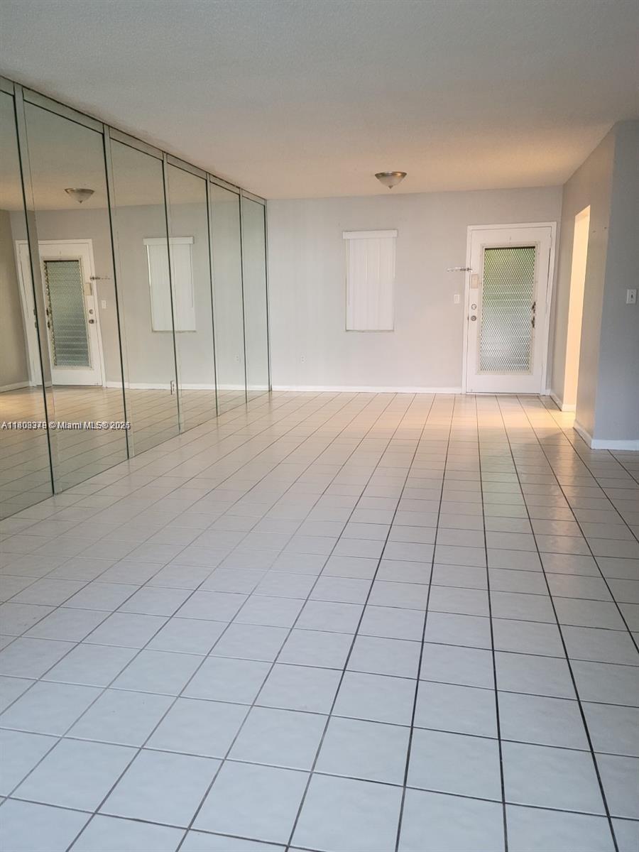 COURTYARDS OF BROWARD CON - Residential