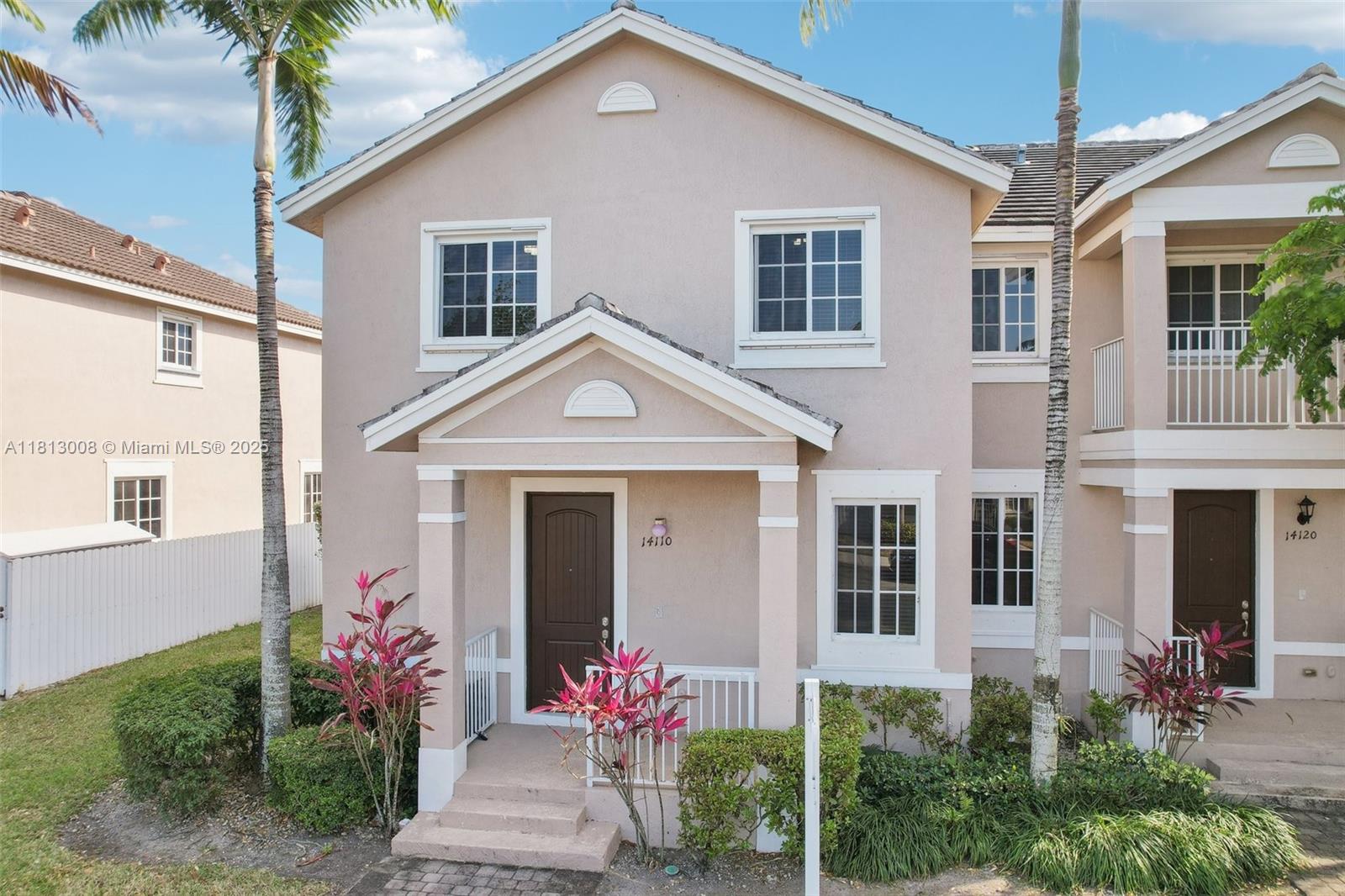 Rental Property at 14110 Sw 275th St 14110, Homestead, Miami-Dade County, Florida - Bedrooms: 3 
Bathrooms: 3  - $2,800 MO.