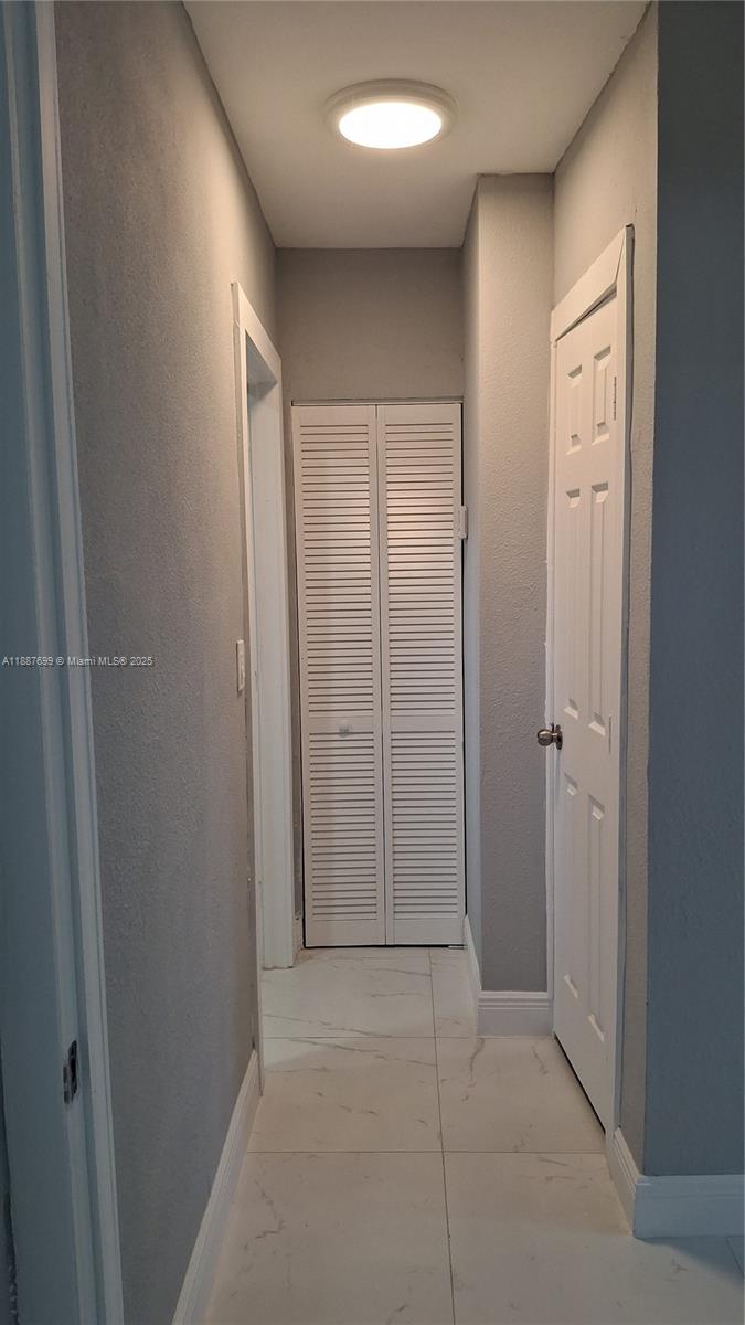 HIALEAH 14 ADDN - Residential Lease