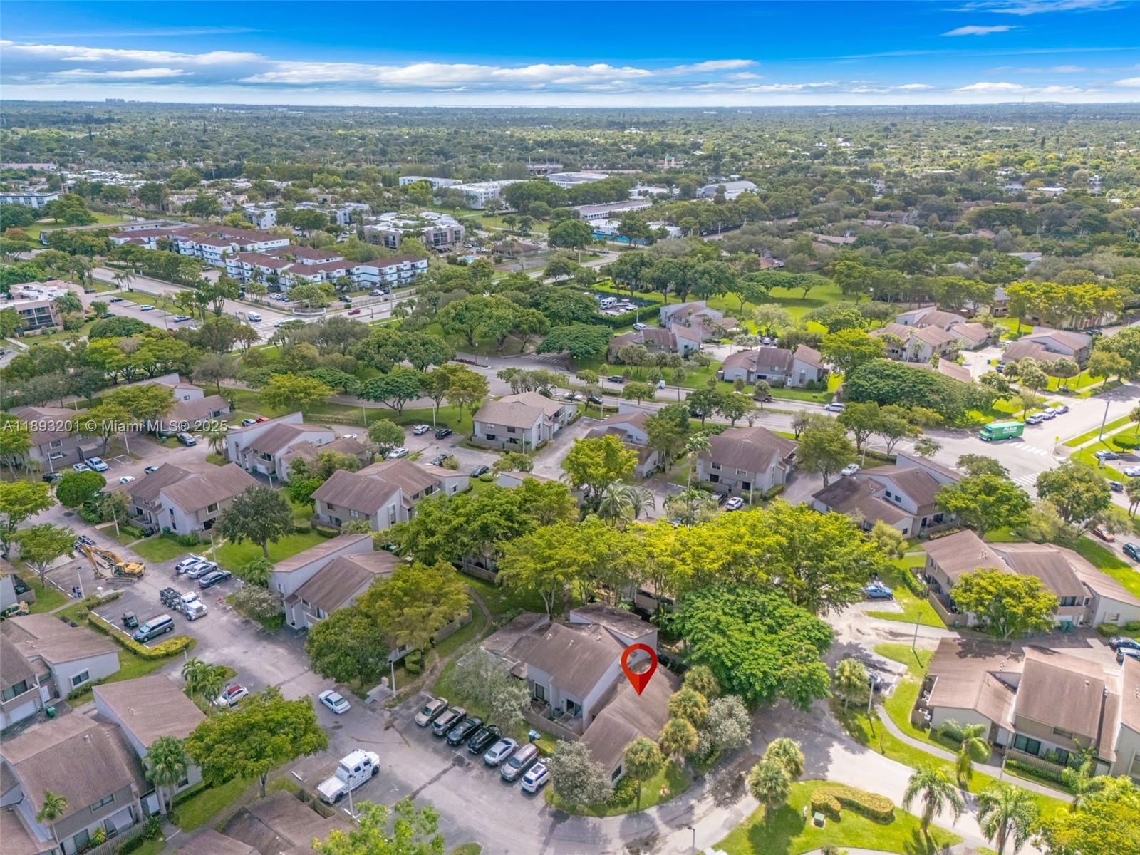 GREENGLADES CONDO 16 - Residential