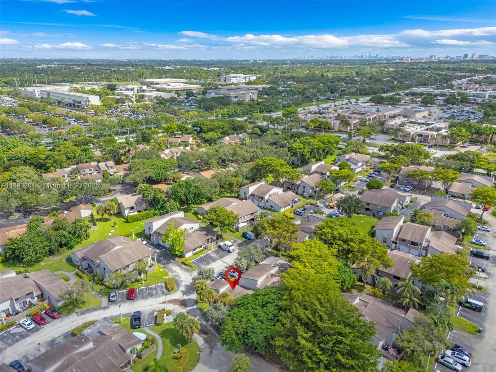 GREENGLADES CONDO 16 - Residential