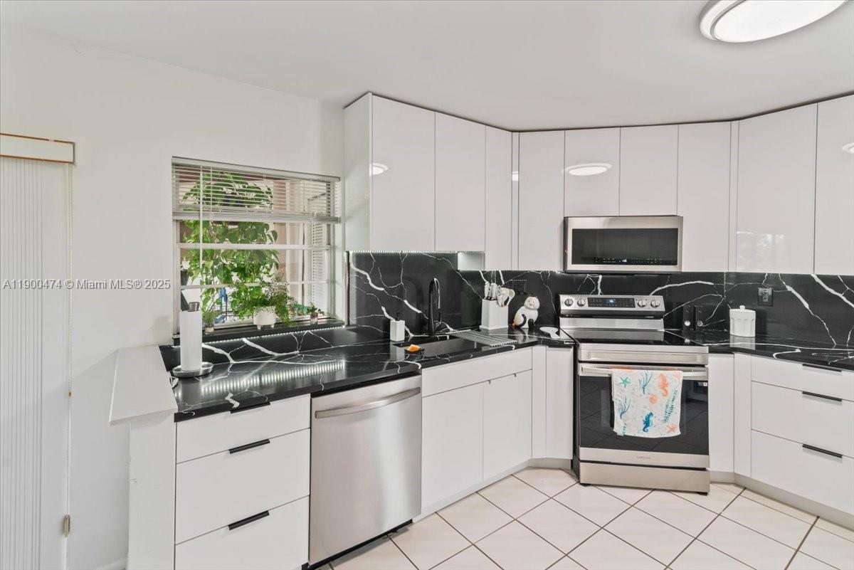 GREENWAY VILLAGE NORTH CO - Residential