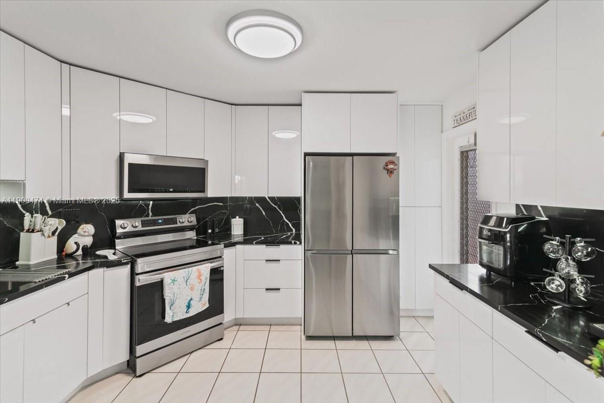 GREENWAY VILLAGE NORTH CO - Residential