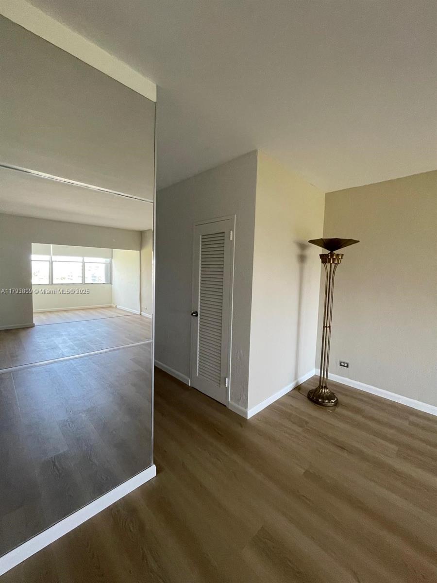 3 Island Ave 08A
