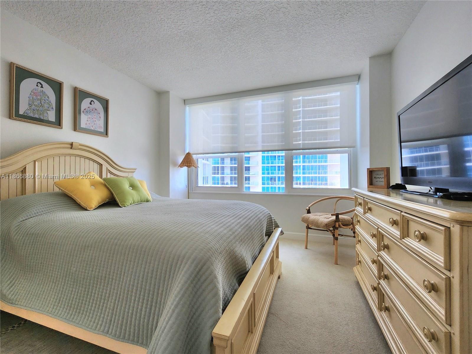 ALEXANDER TOWERS CONDO - Residential Lease