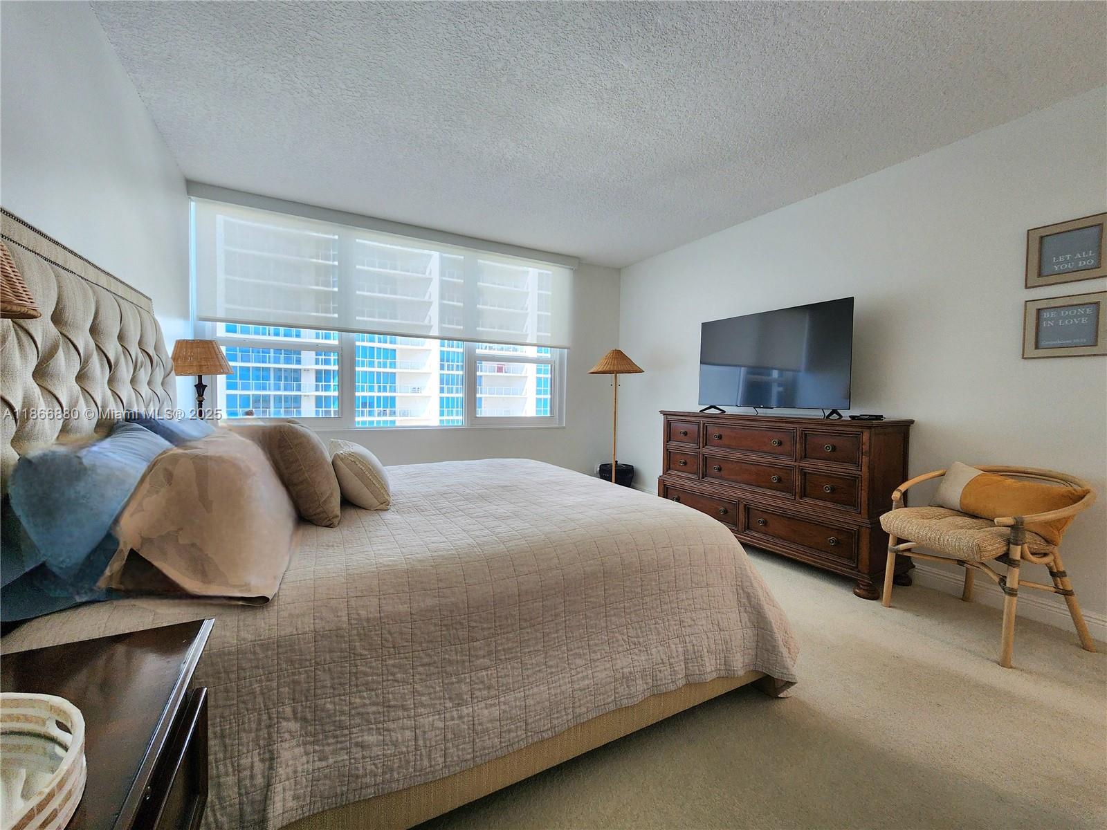 ALEXANDER TOWERS CONDO - Residential Lease