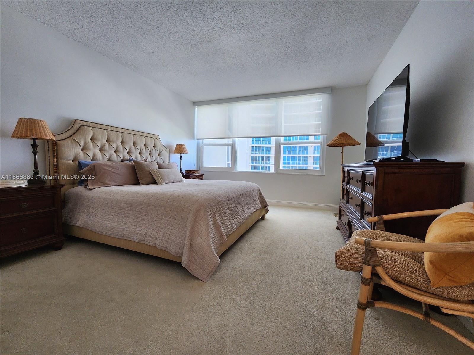 ALEXANDER TOWERS CONDO - Residential Lease