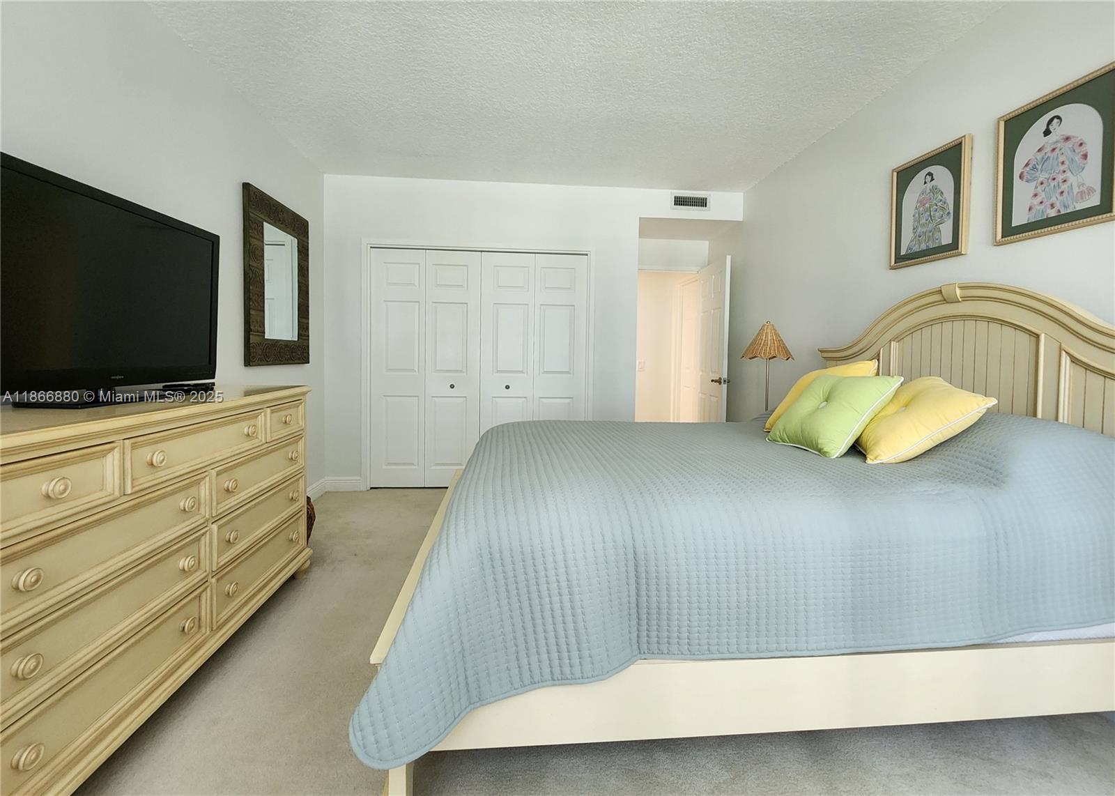 ALEXANDER TOWERS CONDO - Residential Lease