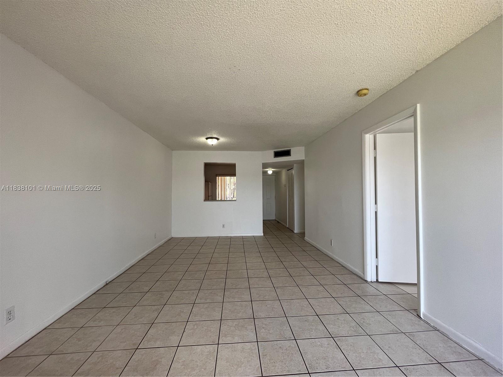 8720 N Sherman Cir 207