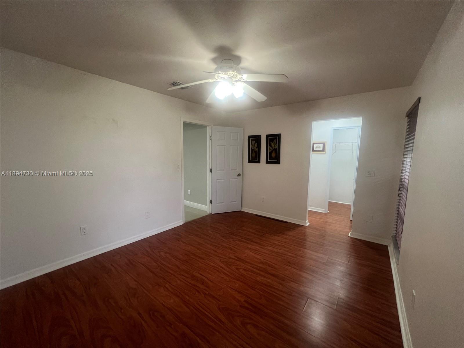 MEADOW WOOD MANOR #4 - Residential Lease