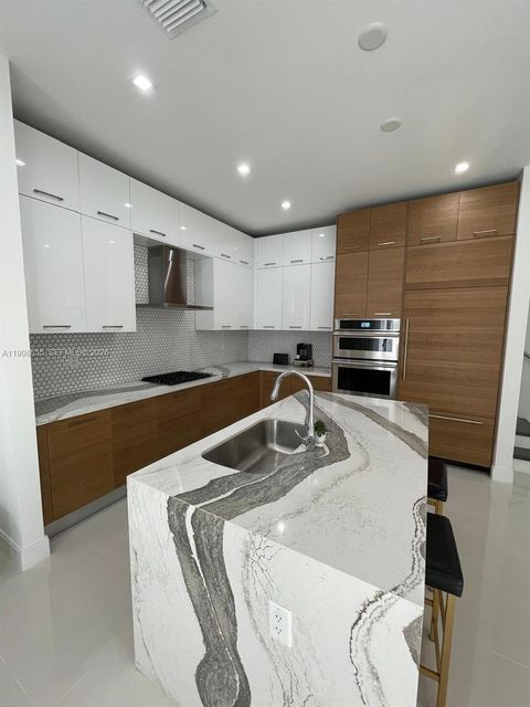 Photo of 8283 NW 44th St, Doral, FL 33166 (MLS # A11998635)