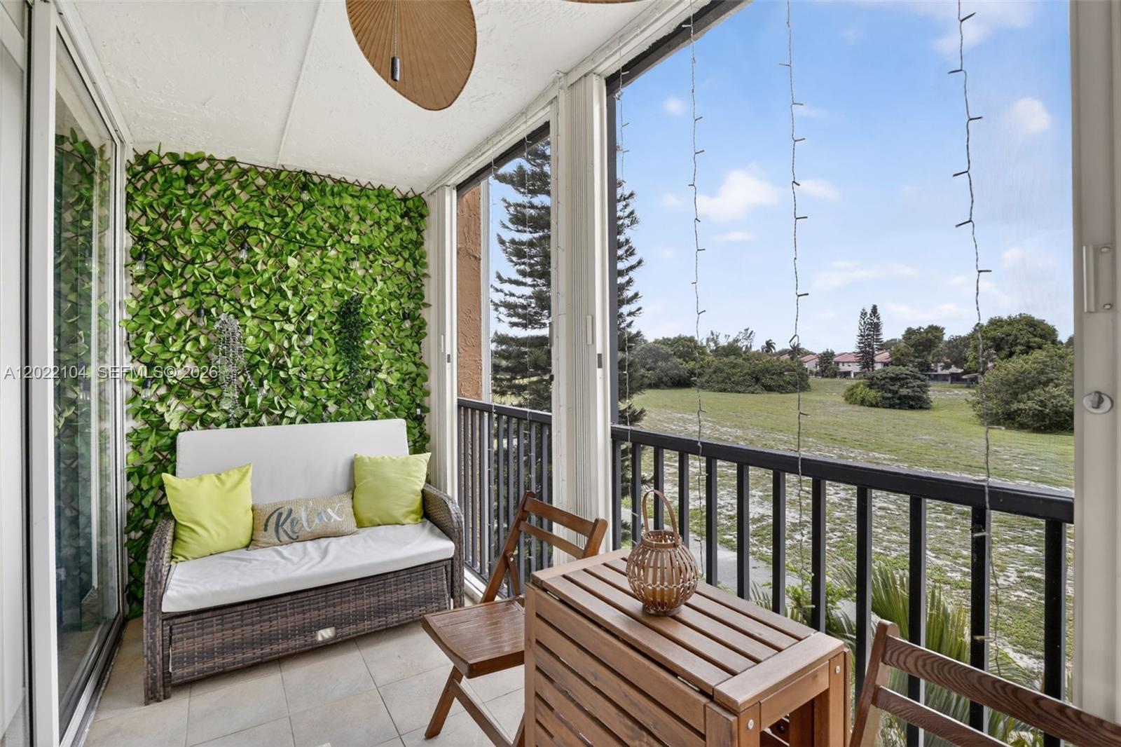 CONDOMINIUM 6 OF ENVIRON - Residential