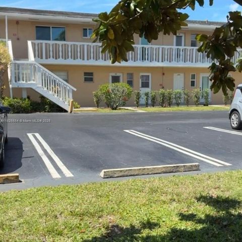 Photo of 2222 NE 1st Way #202, Boynton Beach, FL 33435 (MLS # A11825654)