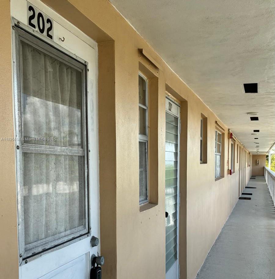 2222 NE 1st Way 202, Boynton Beach, FL, 33435/$110,000 2 2222 NE 1st Way 202