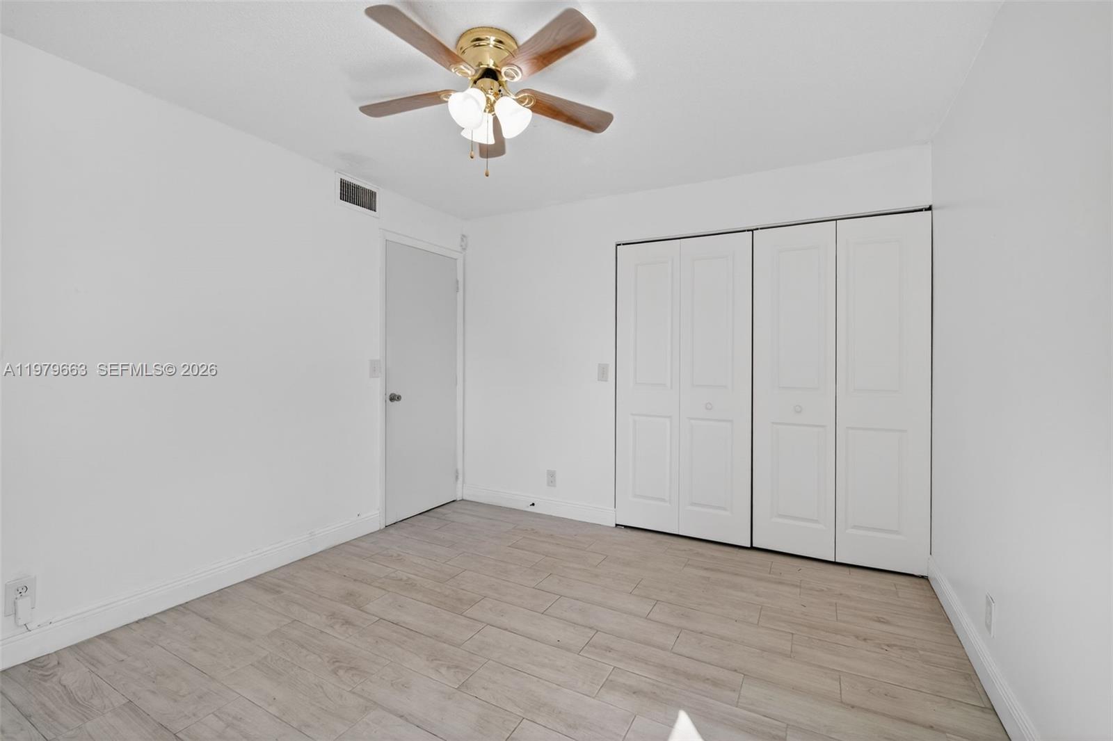 WESTVIEW CONDOMINIUM NO T - Residential